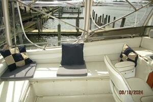 1984 Mainship 40DC thumbnail 21