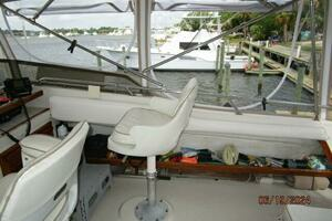 1984 Mainship 40DC thumbnail 22