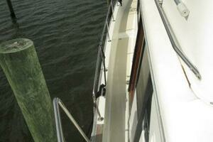 1984 Mainship 40DC thumbnail 16