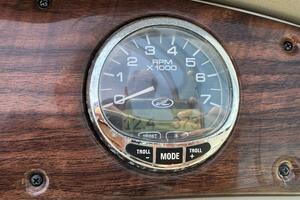 Photo 4499213 for 2005 Sea Ray 240 Sundeck  