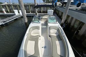 Photo 4499228 for 2005 Sea Ray 240 Sundeck  