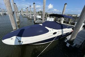 Photo 4499235 for 2005 Sea Ray 240 Sundeck  