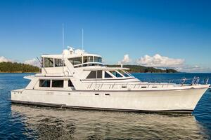  1996 Tollycraft Pilothouse Cockpit MY Yacht For Sale in Sidney British Columbia
