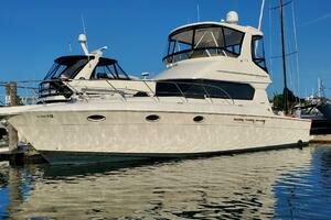 2000 Silverton 42 Convertible thumbnail 1