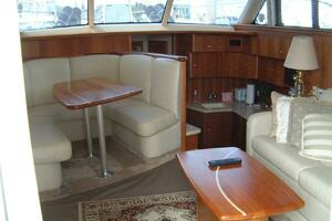 2000 Silverton 42 Convertible thumbnail 11