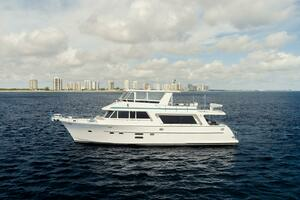 2013 Hampton Motor Yacht thumbnail 69