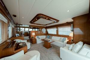 2013 Hampton Motor Yacht thumbnail 2