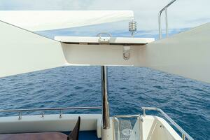 2013 Hampton Motor Yacht thumbnail 45