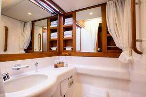 2000 Nautor Swan Swan 80 thumbnail 31