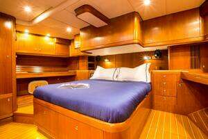 2000 Nautor Swan Swan 80 thumbnail 26