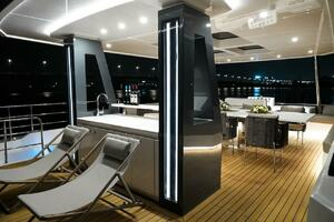 2026 Diamond Yachts EF56 Power Catamaran thumbnail 23
