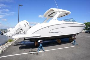 Photo 4473701 for 2025 Regal 33 OBX  