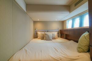 2014 Fairline 50 thumbnail 40