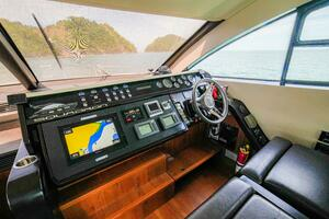 2014 Fairline 50 thumbnail 24