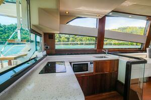 2014 Fairline 50 thumbnail 28
