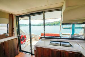 2014 Fairline 50 thumbnail 31