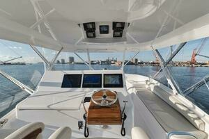 2018 Hatteras GT54 thumbnail 18