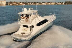 2018 Hatteras GT54 thumbnail 37