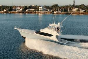 2018 Hatteras GT54 thumbnail 33