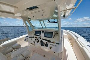 2015 Grady-White thumbnail 84