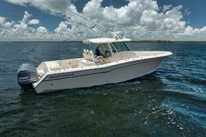 2015 Grady-White thumbnail 30