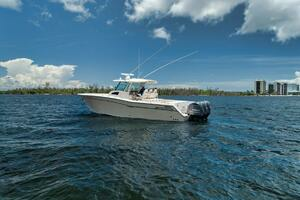 2015 Grady-White thumbnail 24