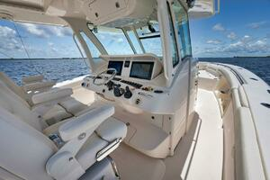 2015 Grady-White thumbnail 78