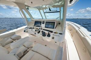 2015 Grady-White thumbnail 83