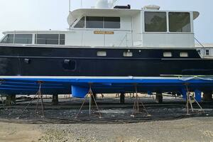 1969 Derecktor Hunt Motor Yacht thumbnail 26