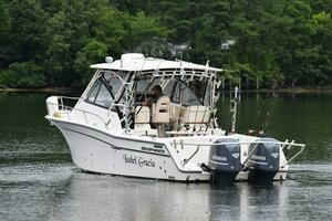2016 Grady-White Express 330 thumbnail 18