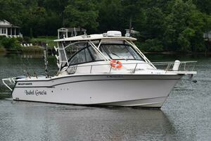 2016 Grady-White Express 330 thumbnail 7