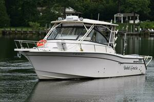 2016 Grady-White Express 330 thumbnail 25