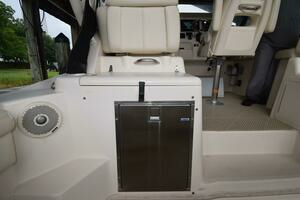 2016 Grady-White Express 330 thumbnail 90