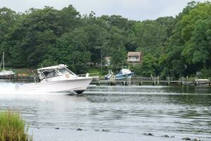 2016 Grady-White Express 330 thumbnail 29