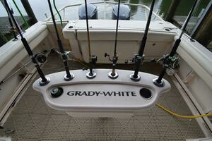 2016 Grady-White Express 330 thumbnail 69