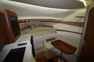 2016 Grady-White Express 330 thumbnail 53