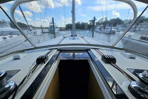 2017 Beneteau Oceanis 45 thumbnail 20
