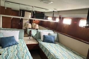 1987 Hatteras Motoryacht thumbnail 35