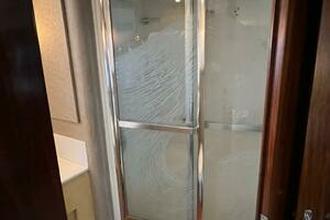 1987 Hatteras Motoryacht thumbnail 28