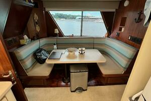 1987 Hatteras Motoryacht thumbnail 19