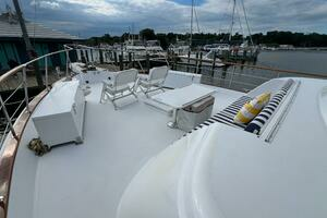 1987 Hatteras Motoryacht thumbnail 45