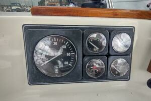 1988 Tollycraft 34 Sport Sedan thumbnail 33