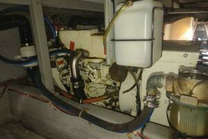 1988 Tollycraft 34 Sport Sedan thumbnail 46