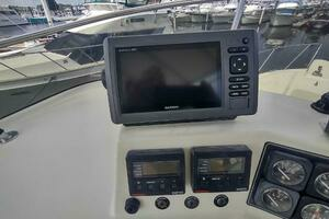 1988 Tollycraft 34 Sport Sedan thumbnail 32