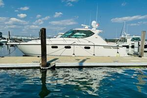 Why Knot 39ft Tiara Yachts Yacht For Sale