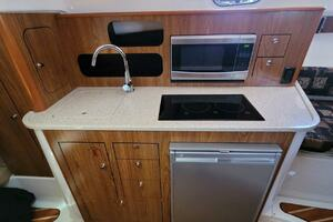 2013 Pursuit 345 Offshore thumbnail 31