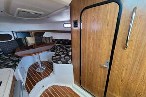 2013 Pursuit 345 Offshore thumbnail 27