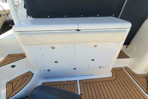 2013 Pursuit 345 Offshore thumbnail 23