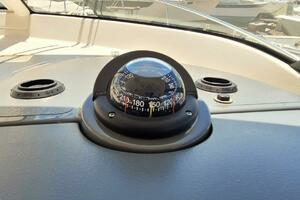 2013 Pursuit 345 Offshore thumbnail 15