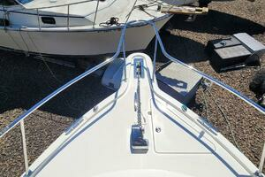 2013 Pursuit 345 Offshore thumbnail 5